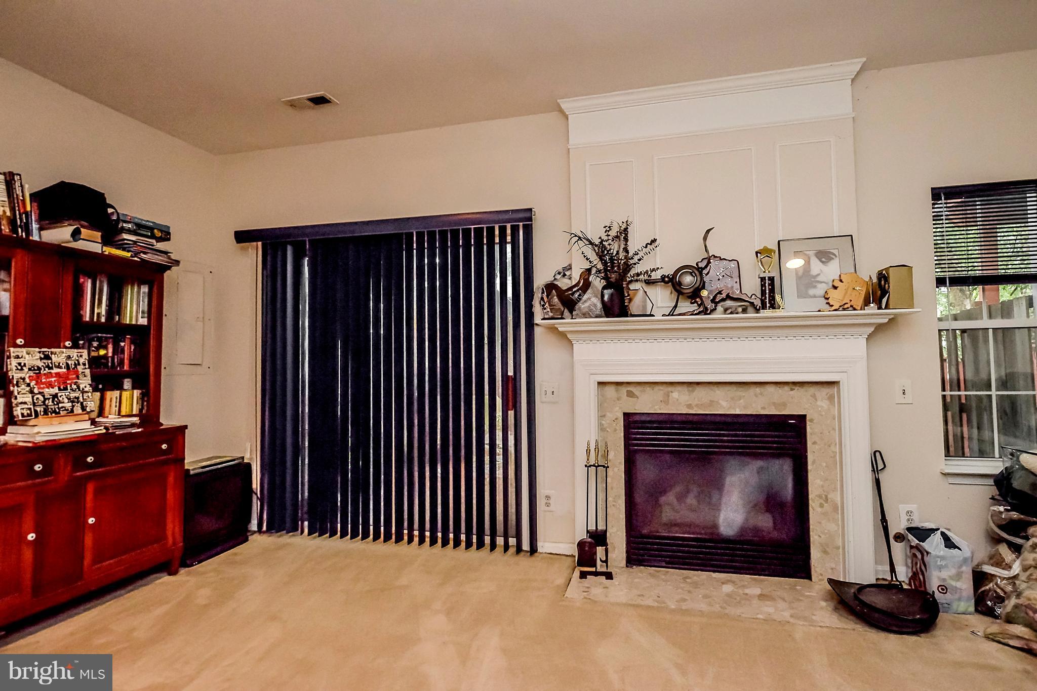 PARKWAY PLAZA - Residential