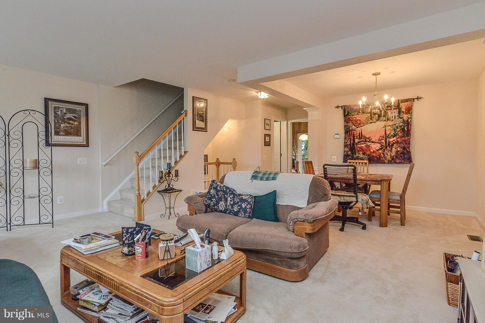 PARKWAY PLAZA - Residential