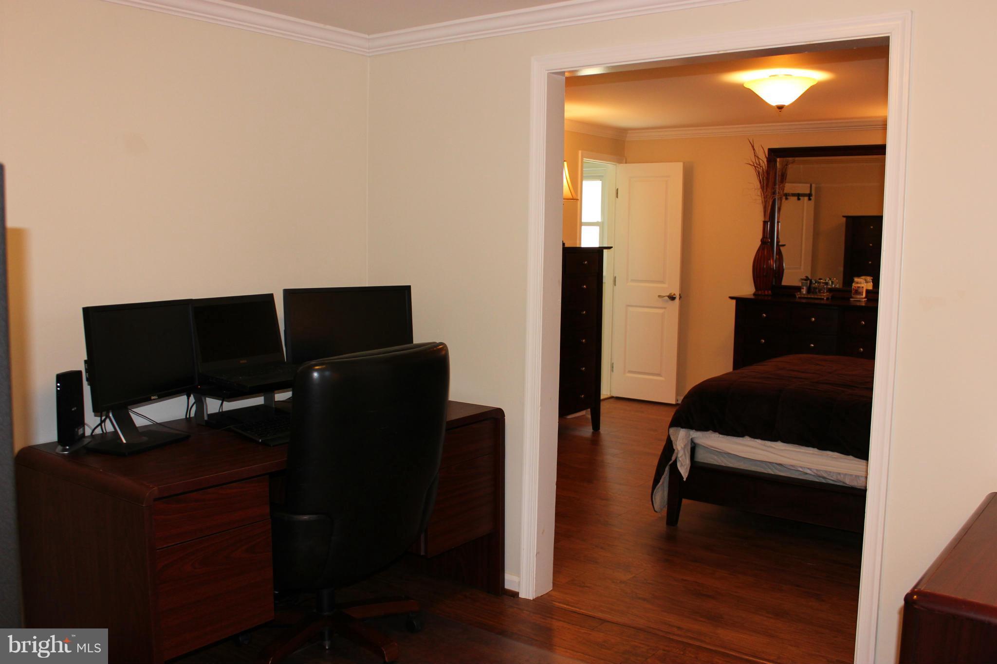 FAIRFAX WOODS - Residential