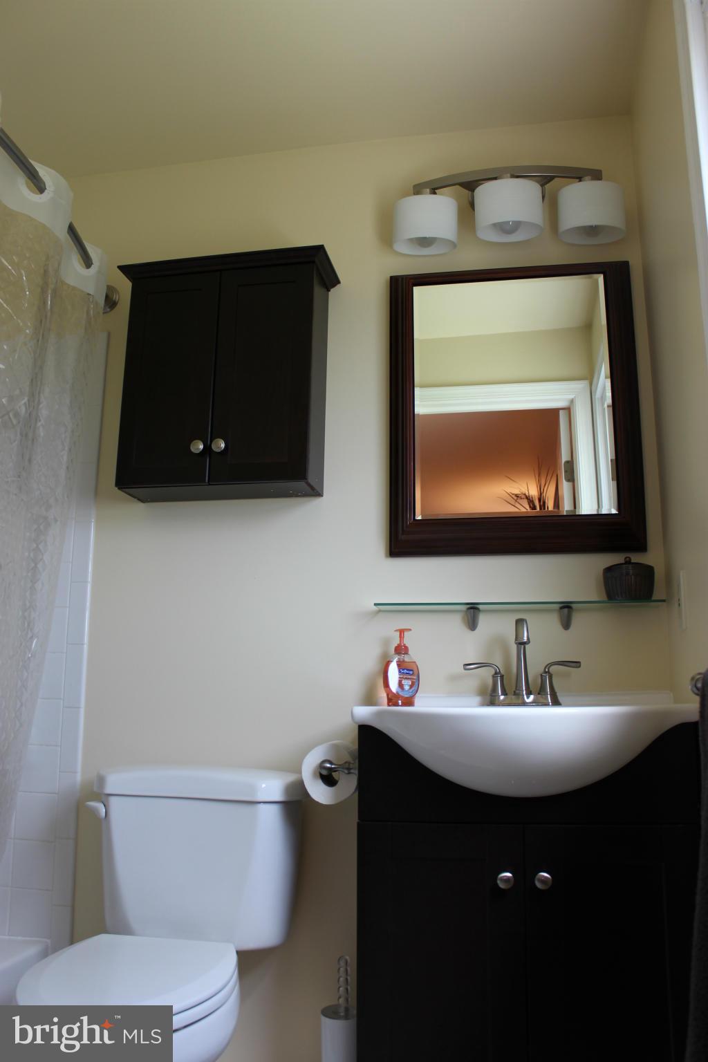 FAIRFAX WOODS - Residential