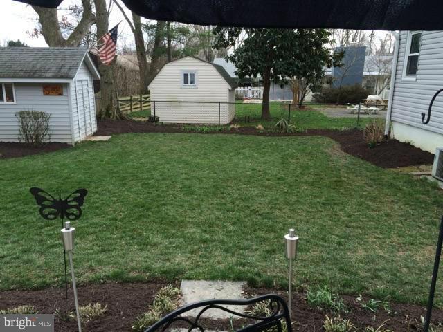 FAIRFAX WOODS - Residential