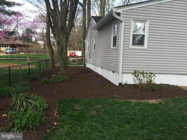 FAIRFAX WOODS - Residential