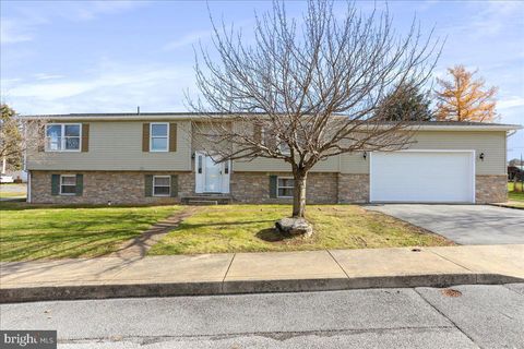 435 SCOTT AVENUE WAYNESBORO PA 17268
