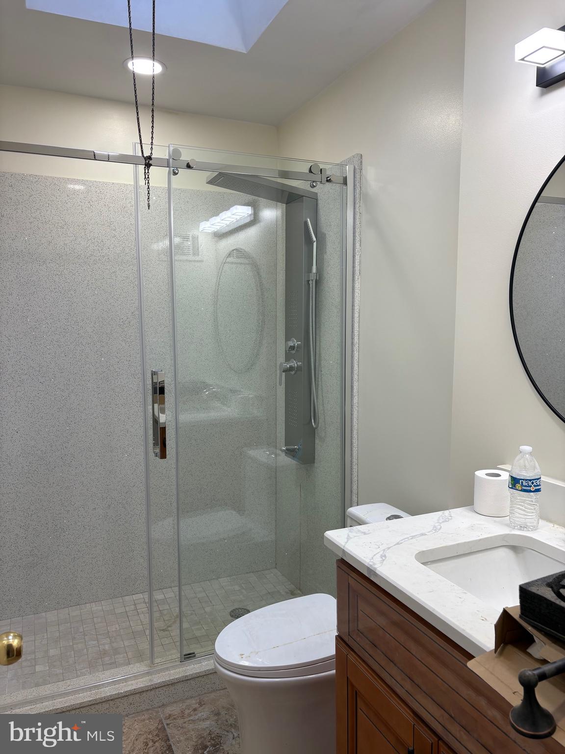 LAWNCREST - Residential