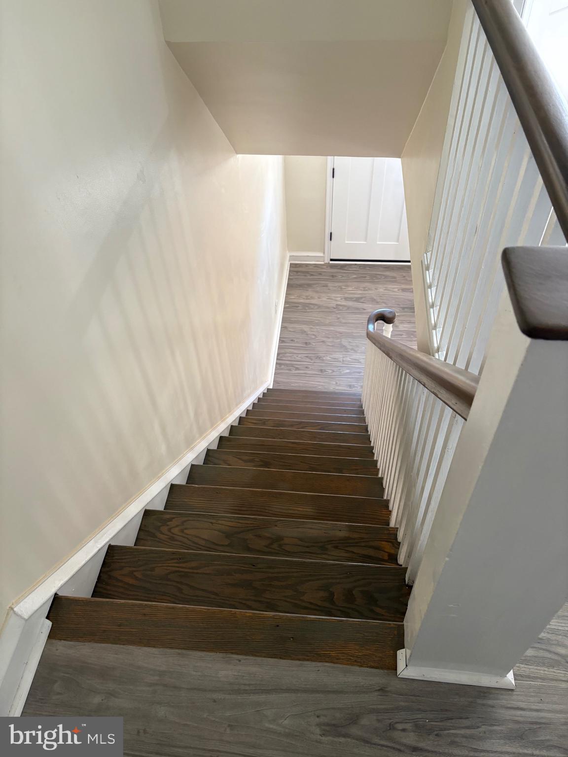 LAWNCREST - Residential