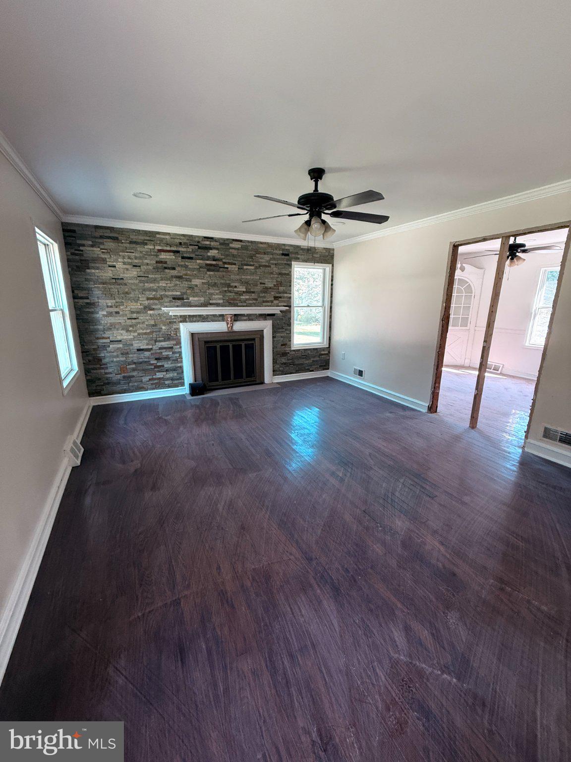 18 MOUNT AIRY DRIVE