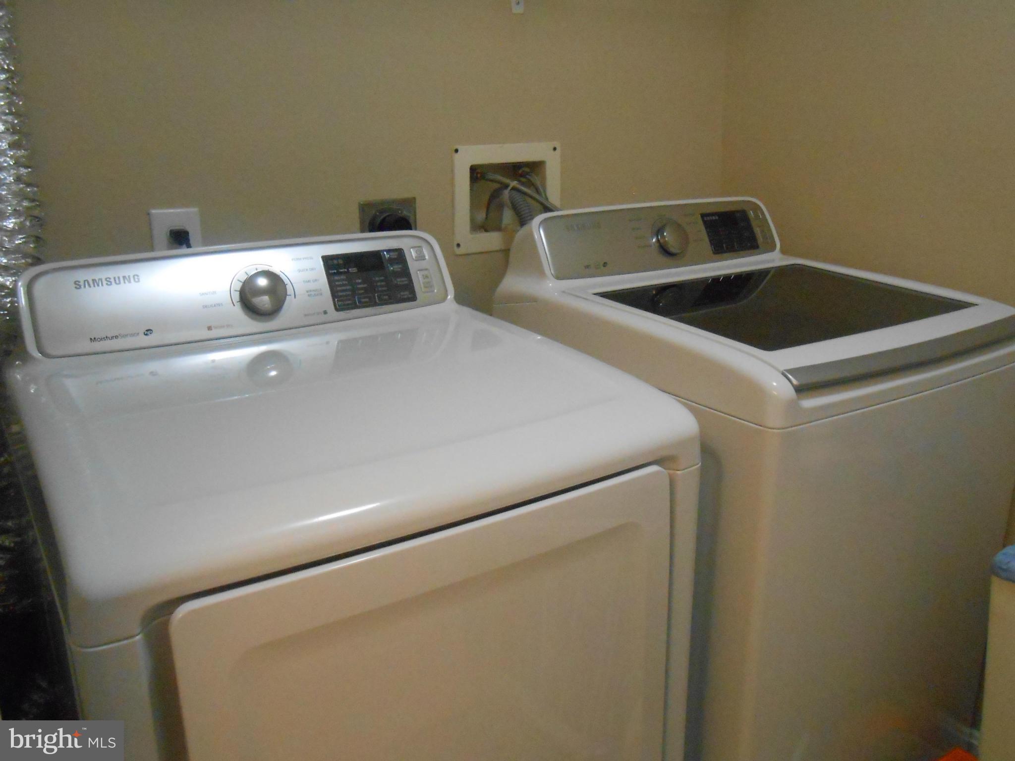 GATES OF FAIR LAKES - Residential Lease