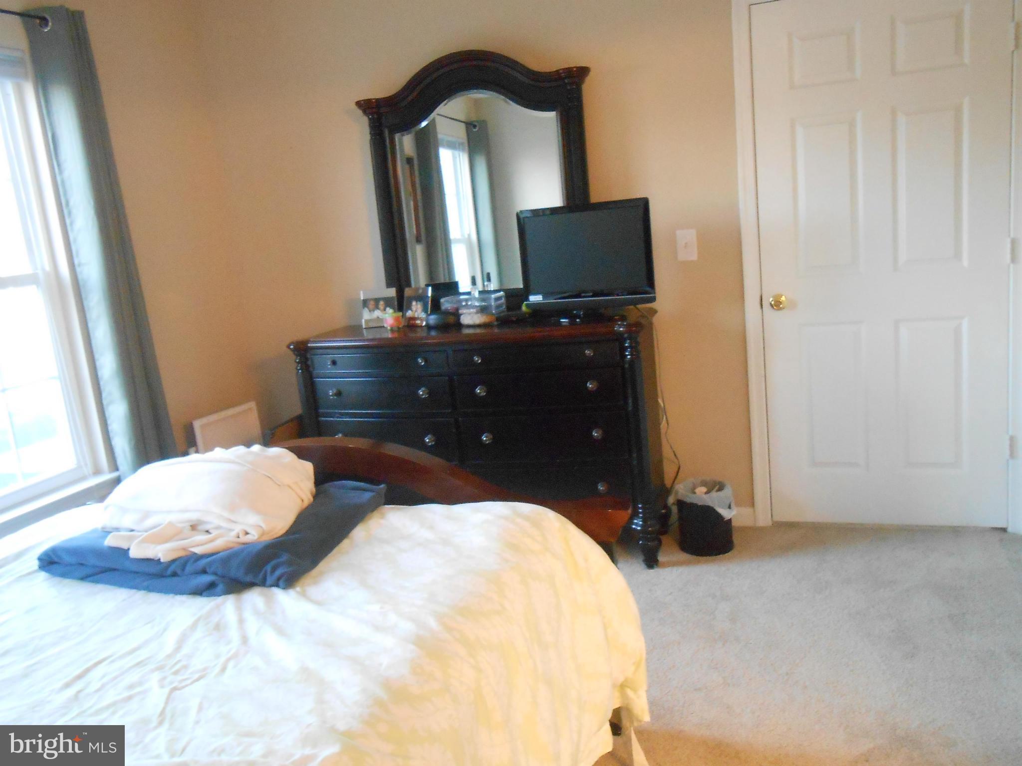 GATES OF FAIR LAKES - Residential Lease