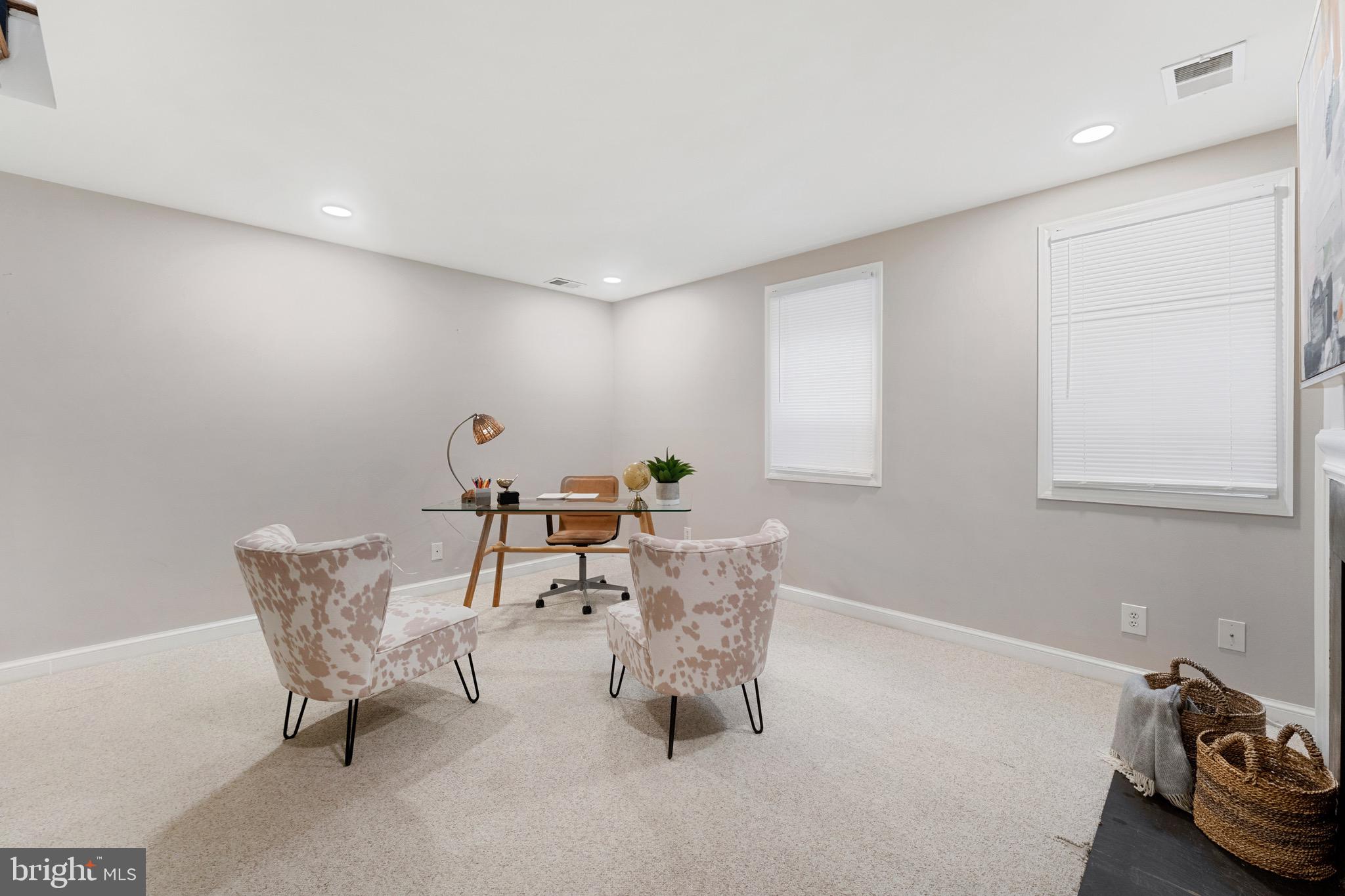 VIRGINIA VILLAGE - Residential