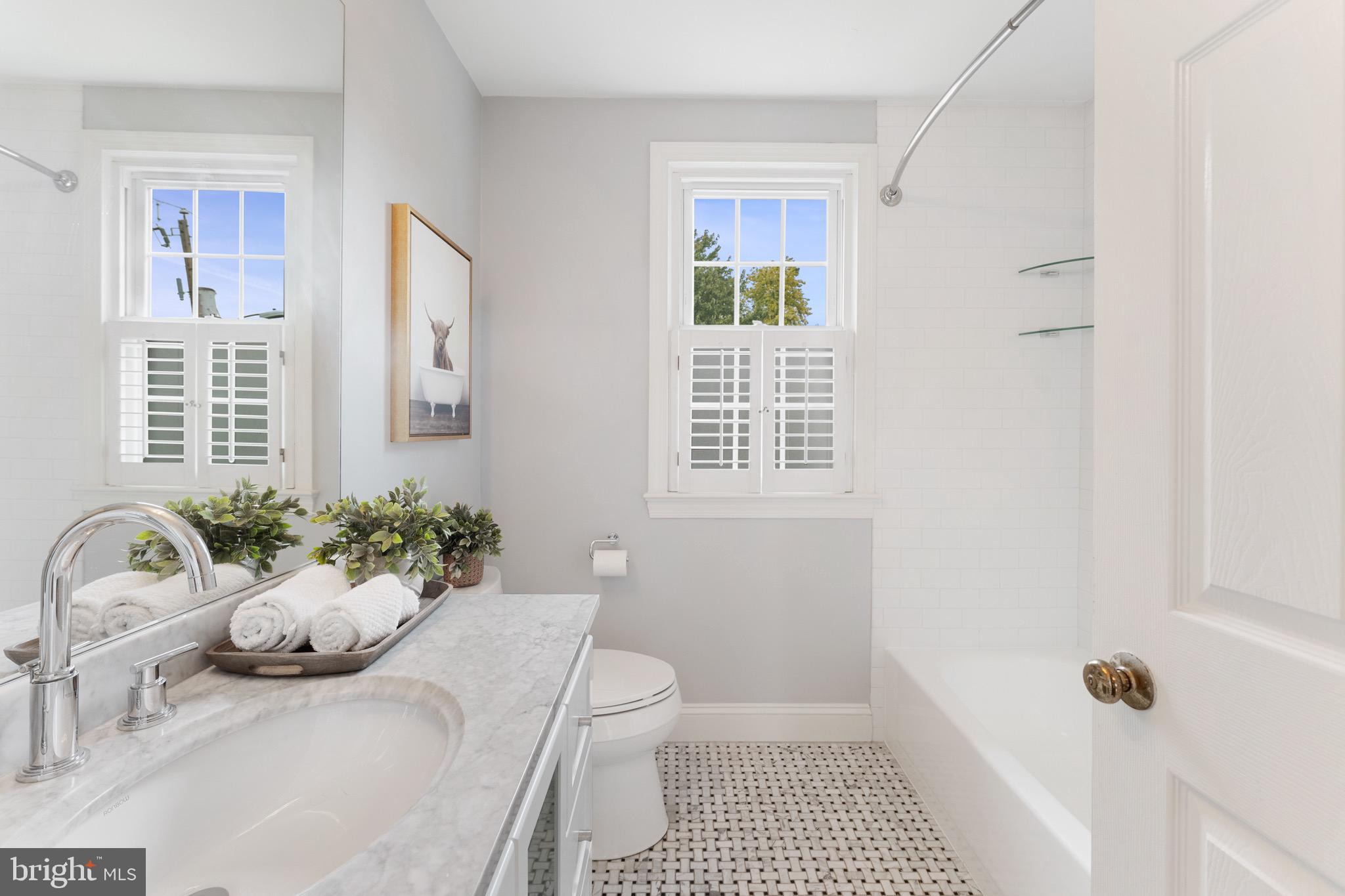 VIRGINIA VILLAGE - Residential