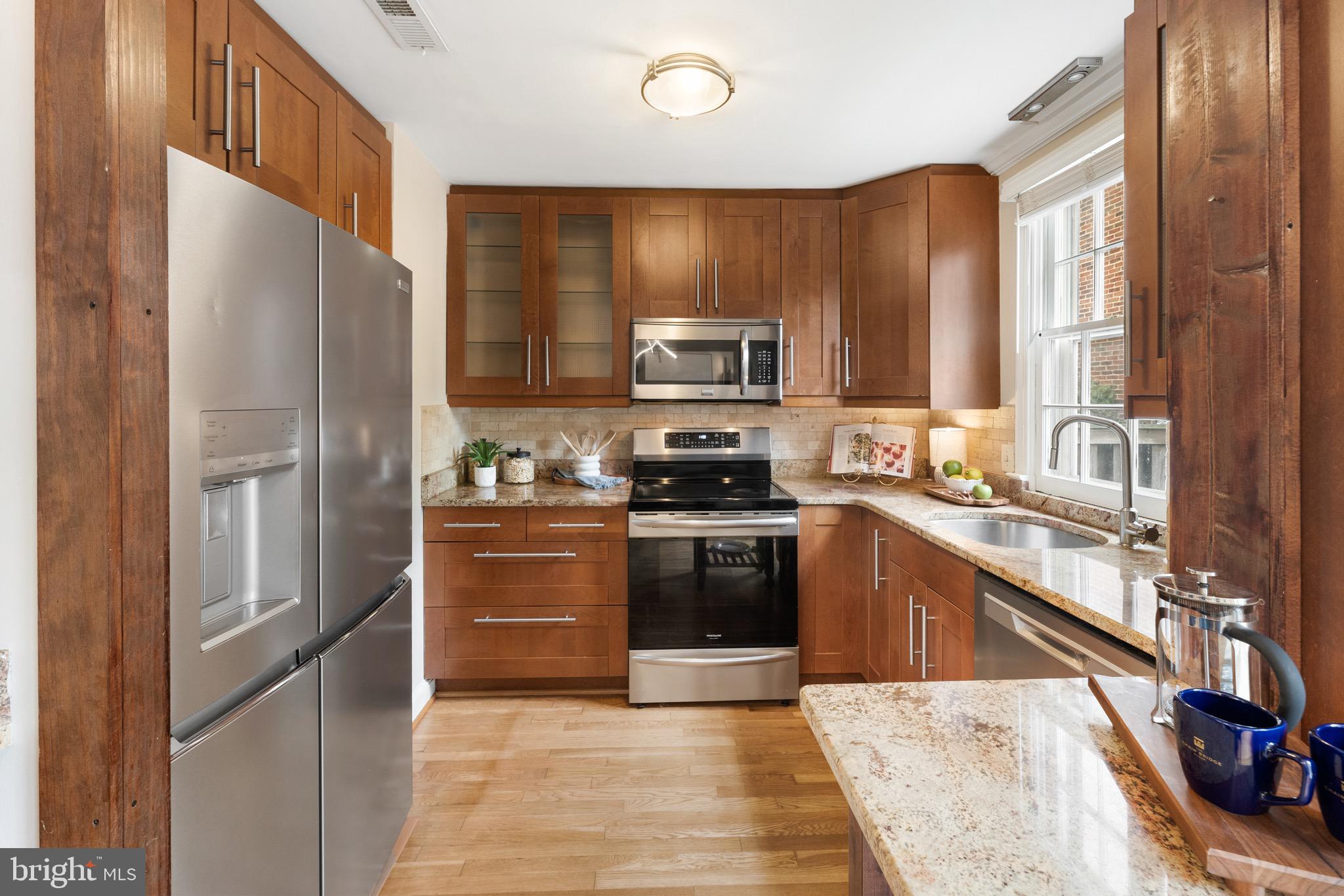 1310 SEAPORT LANE