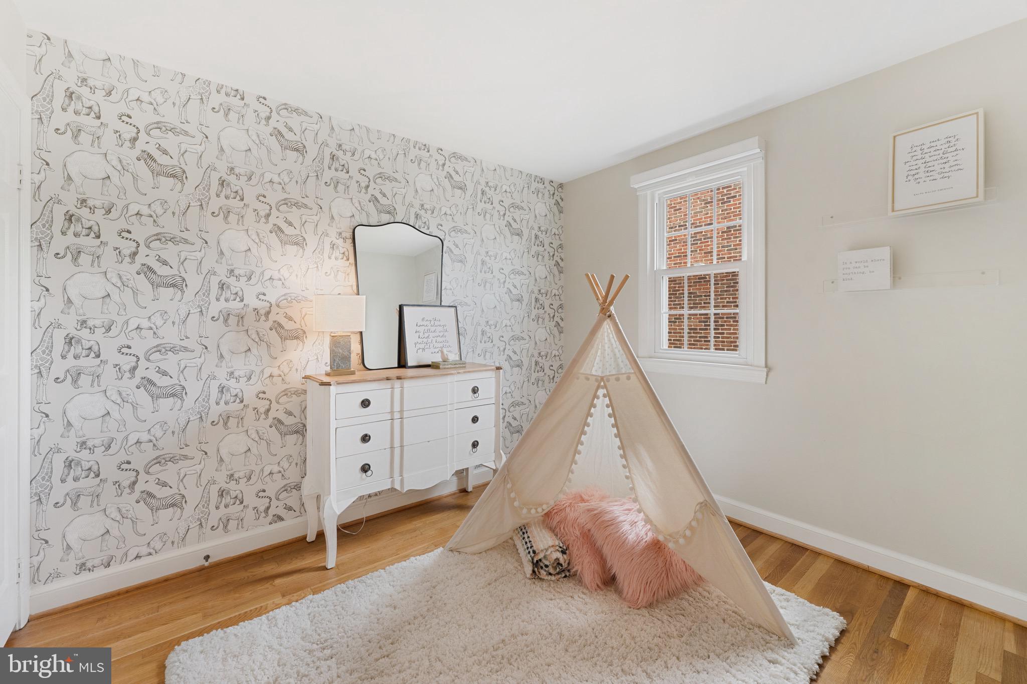 VIRGINIA VILLAGE - Residential