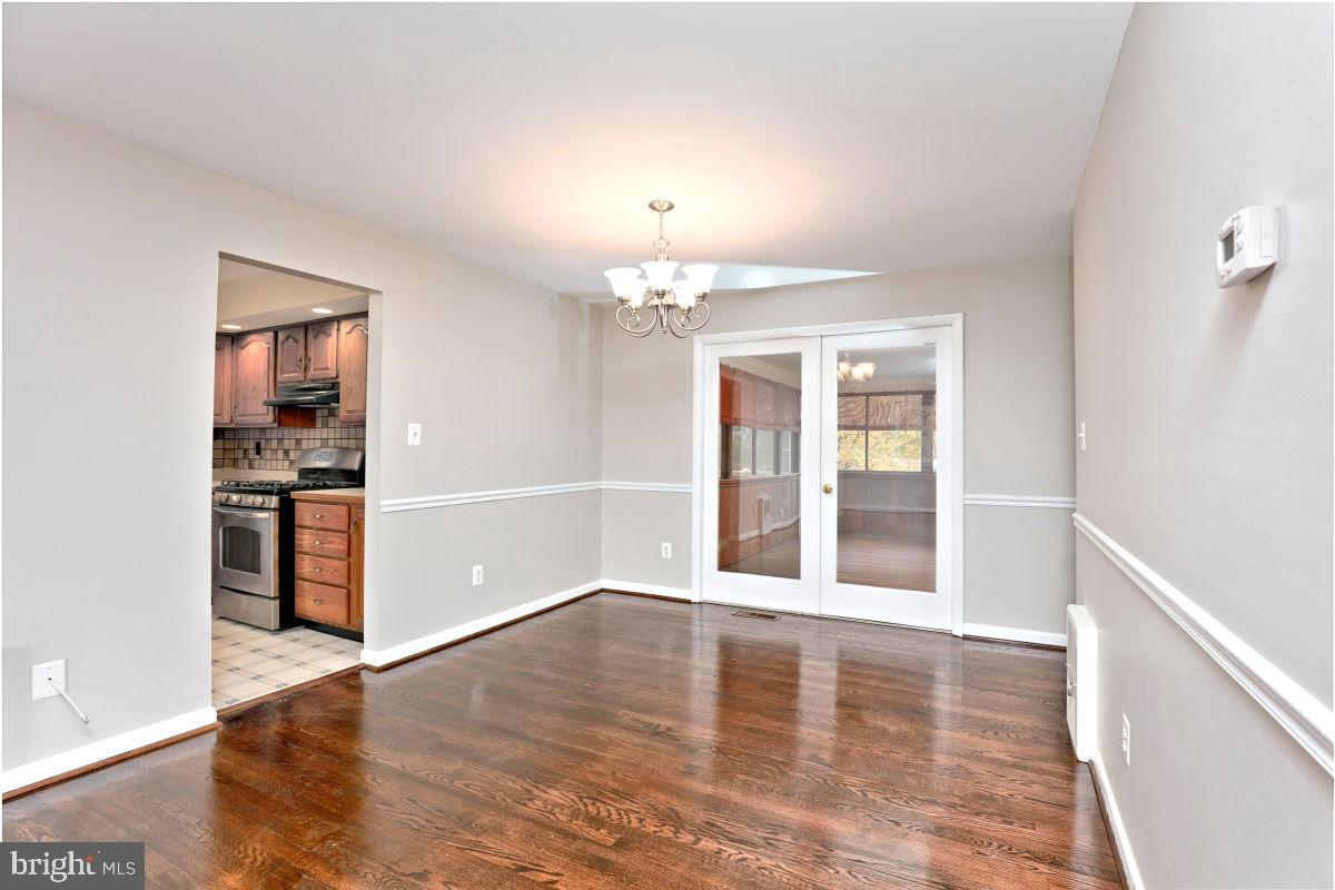 SUGARLAND HEIGHTS - Residential Lease