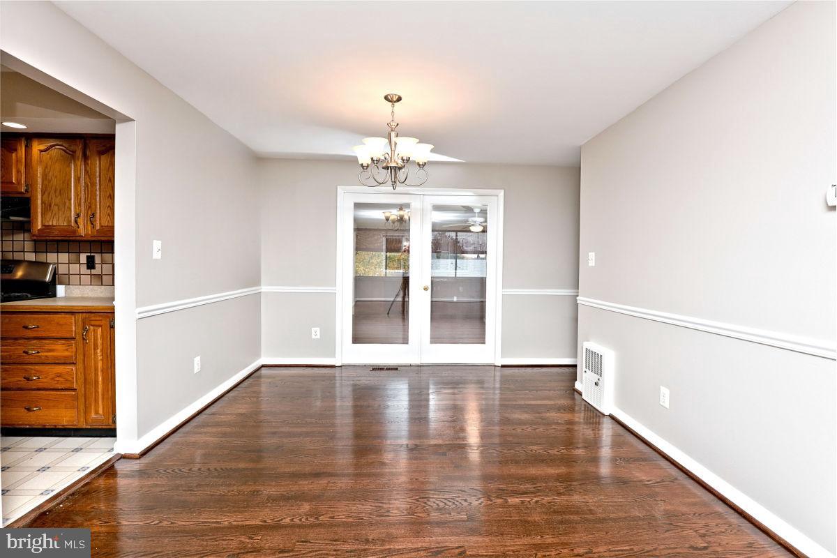 SUGARLAND HEIGHTS - Residential Lease