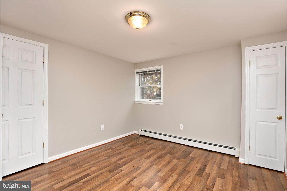 SUGARLAND HEIGHTS - Residential Lease