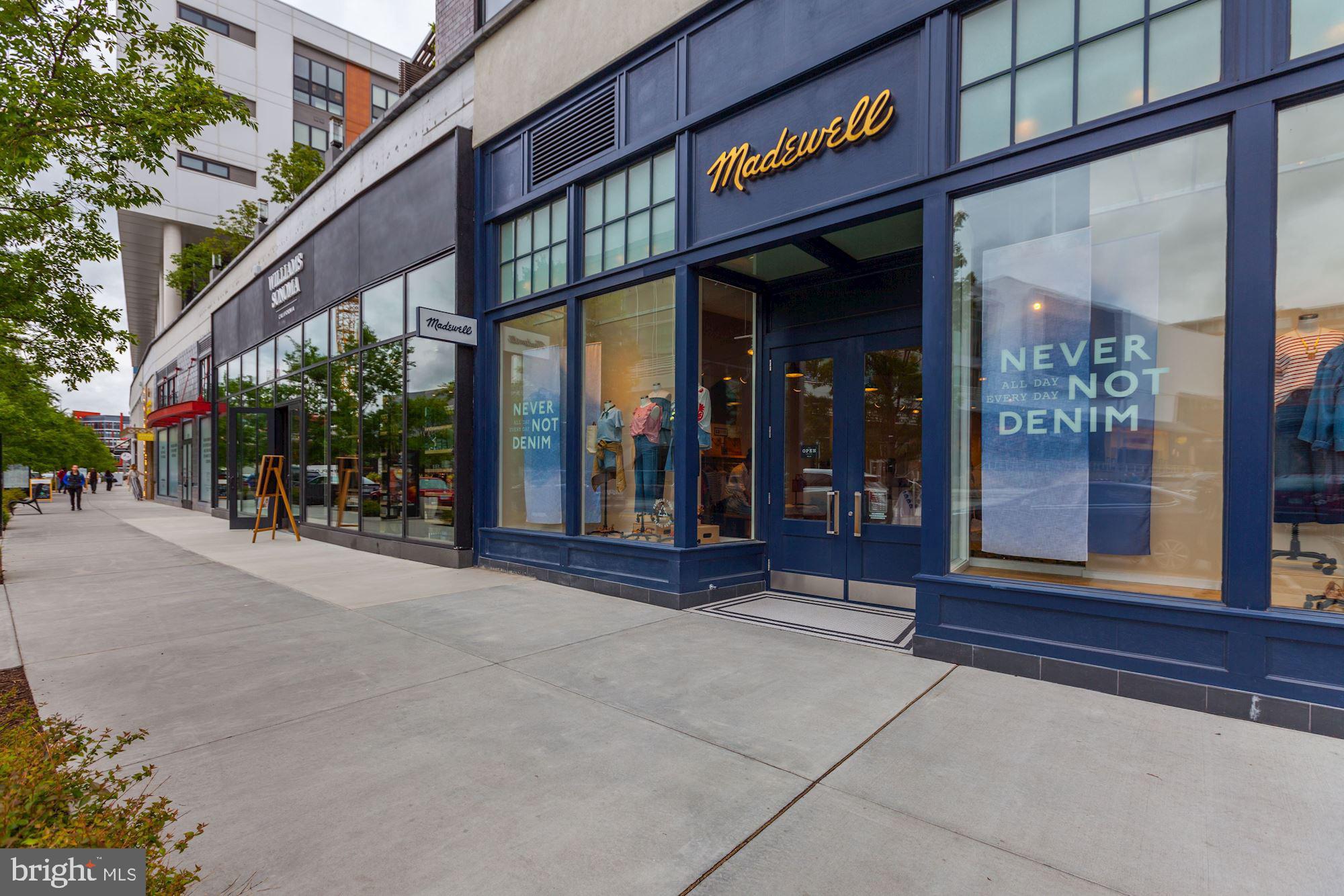 HIGH POINTE AT JEFFERSON PARK - Residential