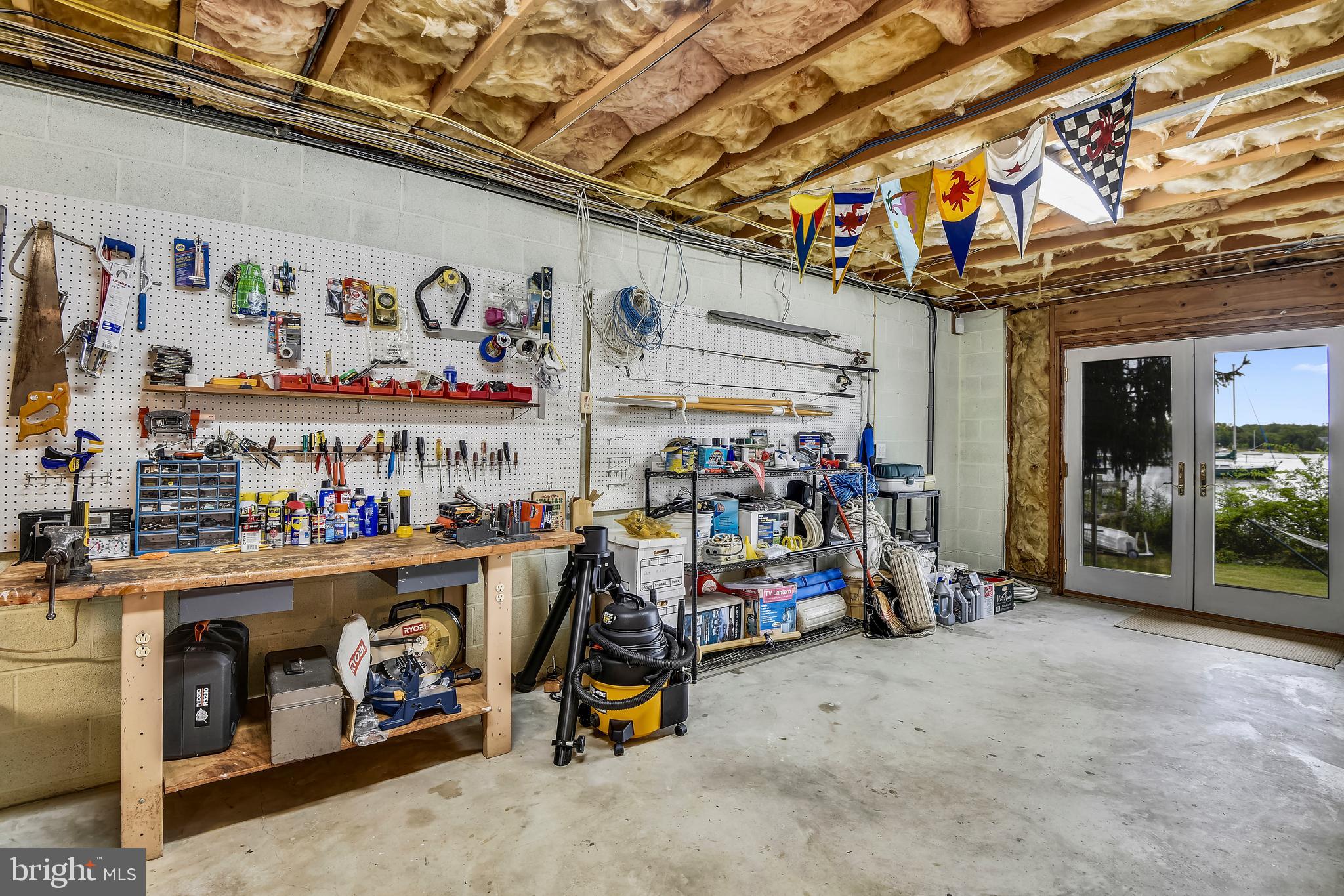 HILLSMERE ESTATES - Residential