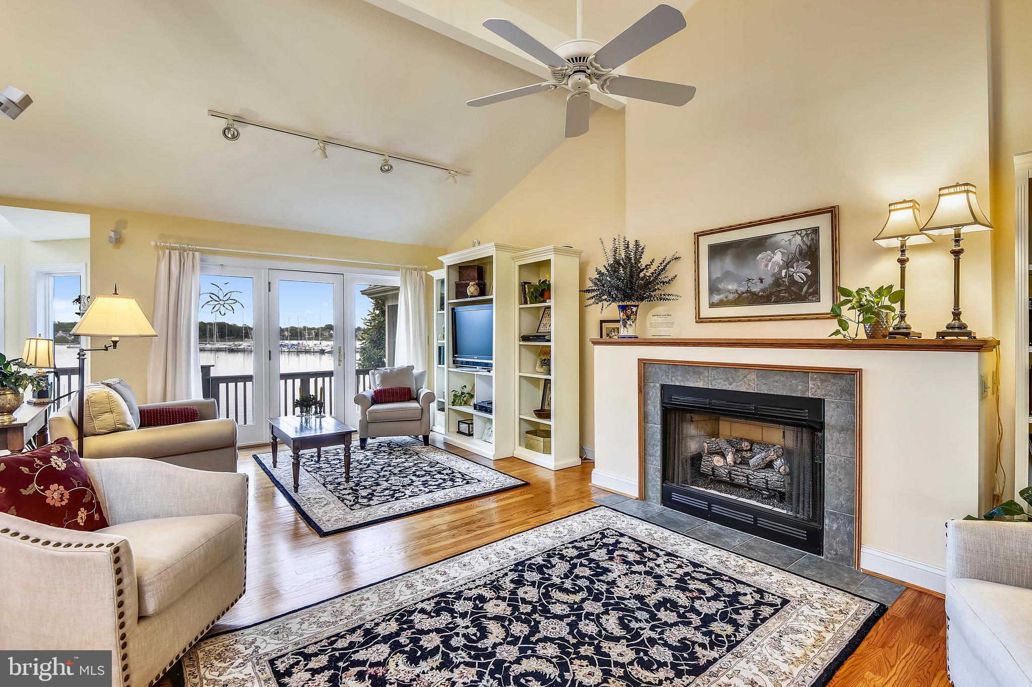 HILLSMERE ESTATES - Residential