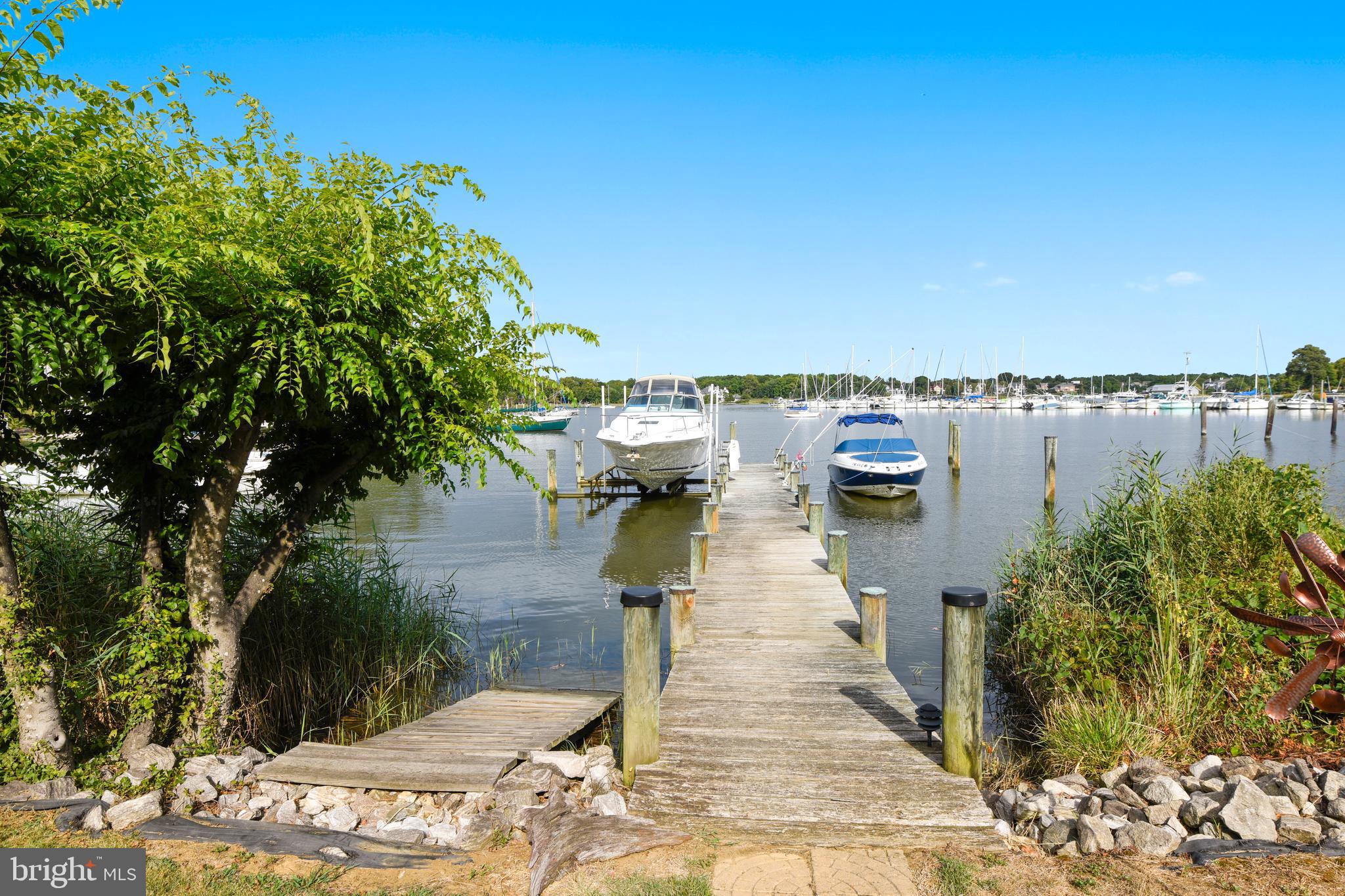 HILLSMERE ESTATES - Residential