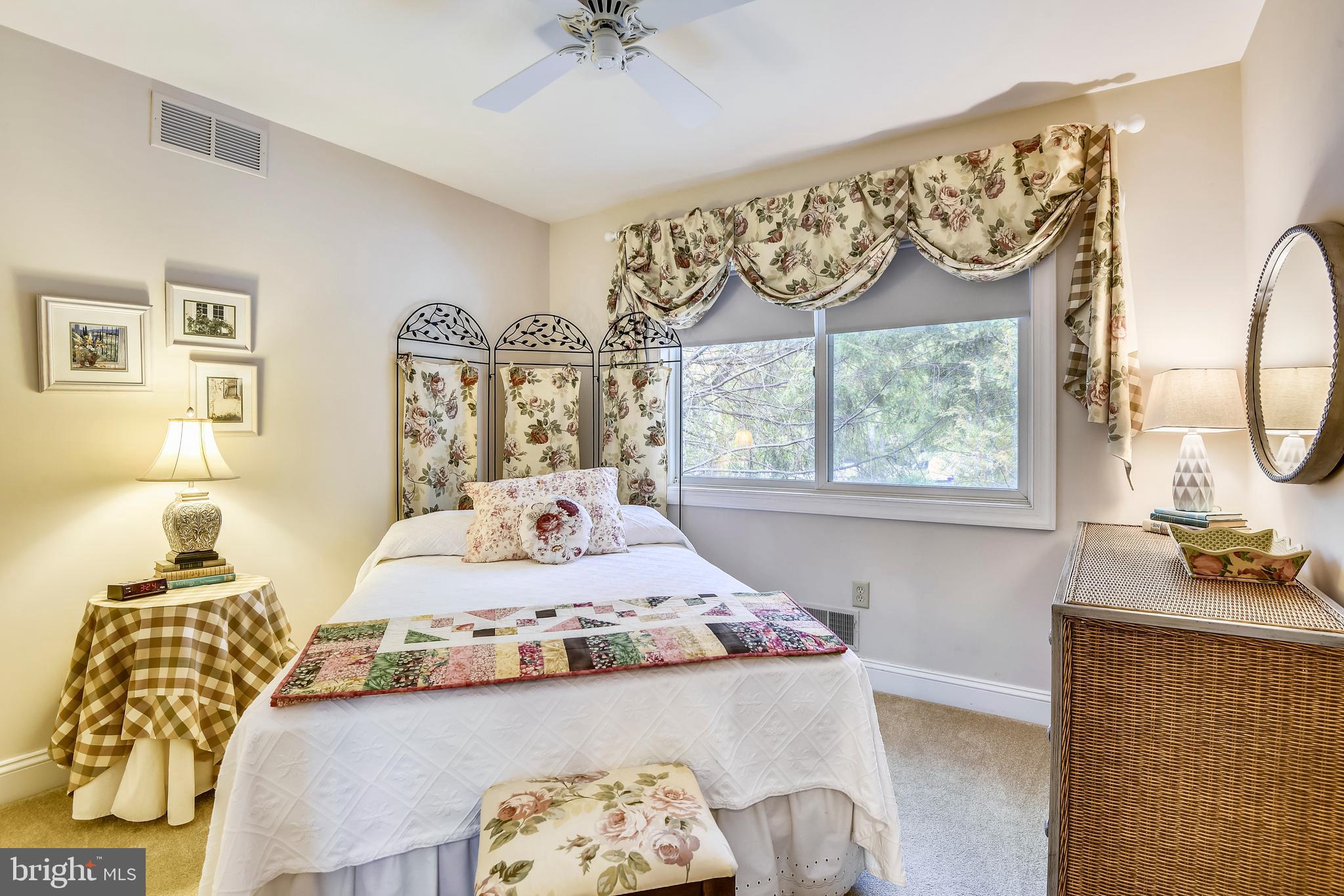 HILLSMERE ESTATES - Residential