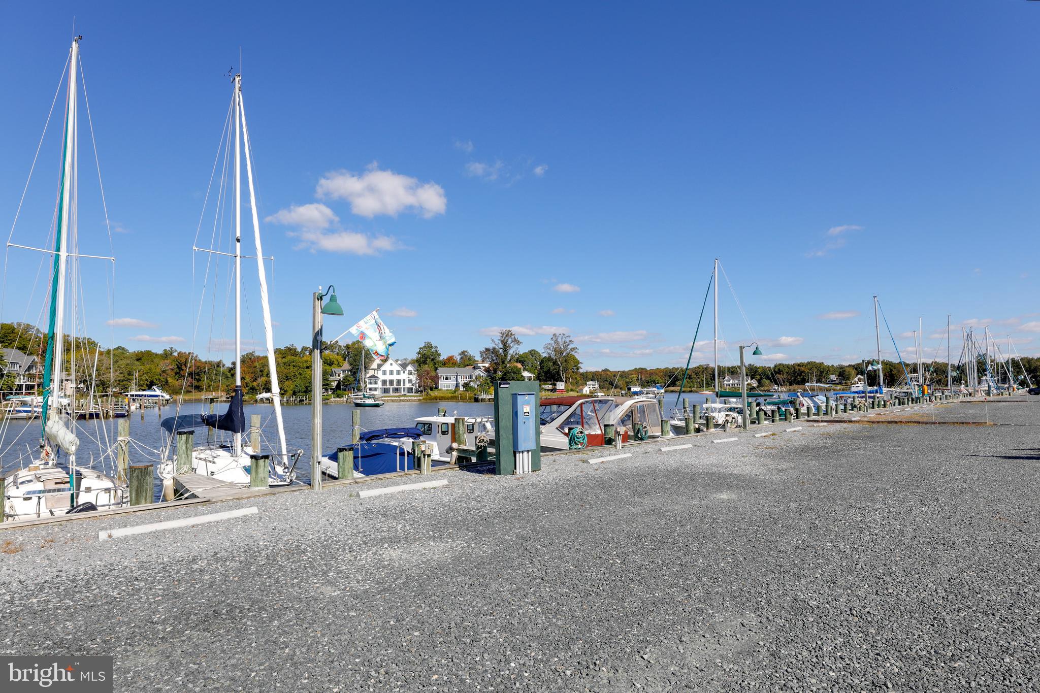 HILLSMERE ESTATES - Residential