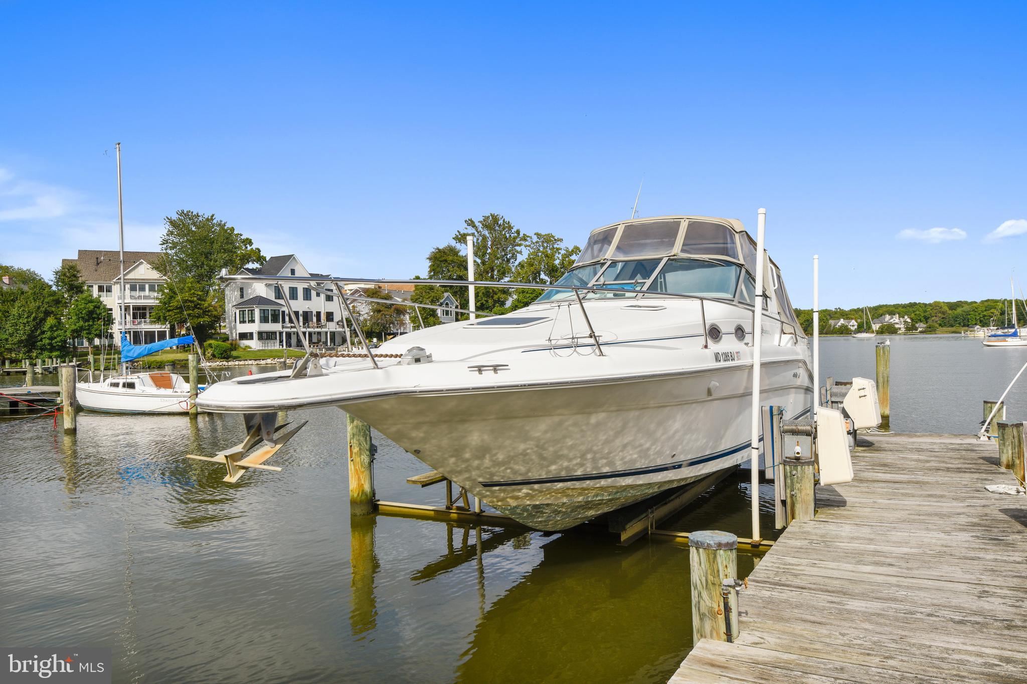 HILLSMERE ESTATES - Residential