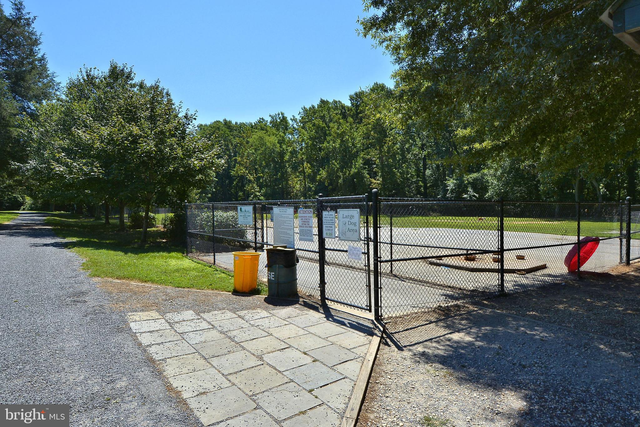 HILLSMERE ESTATES - Residential