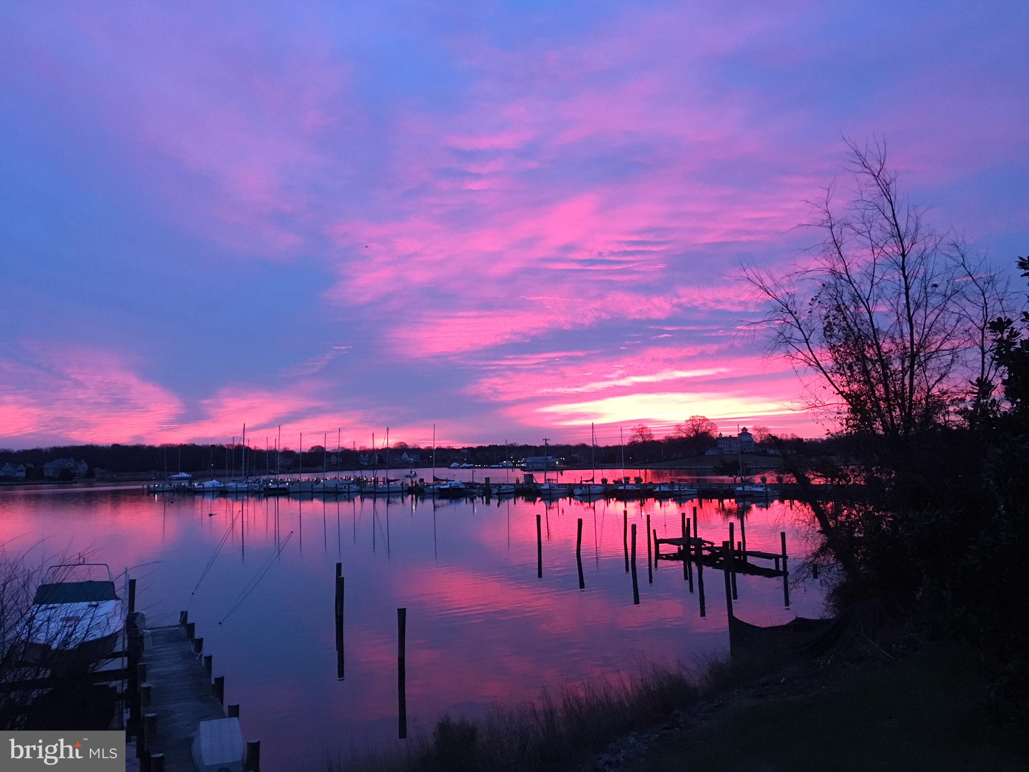 HILLSMERE ESTATES - Residential