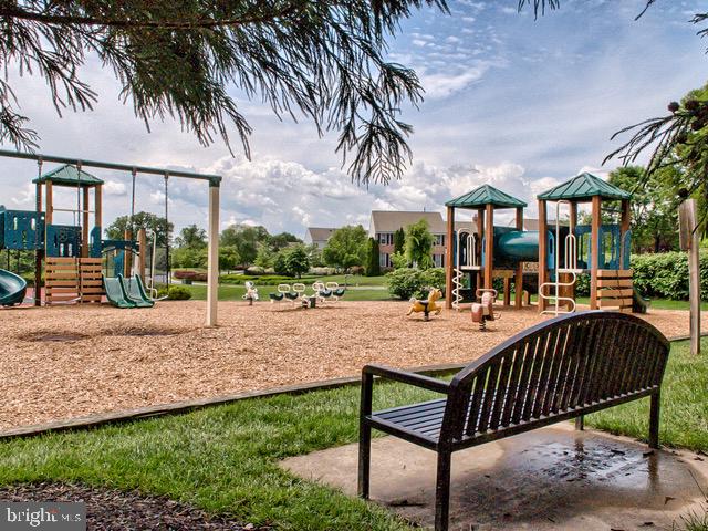 URBANA HIGHLANDS - Residential