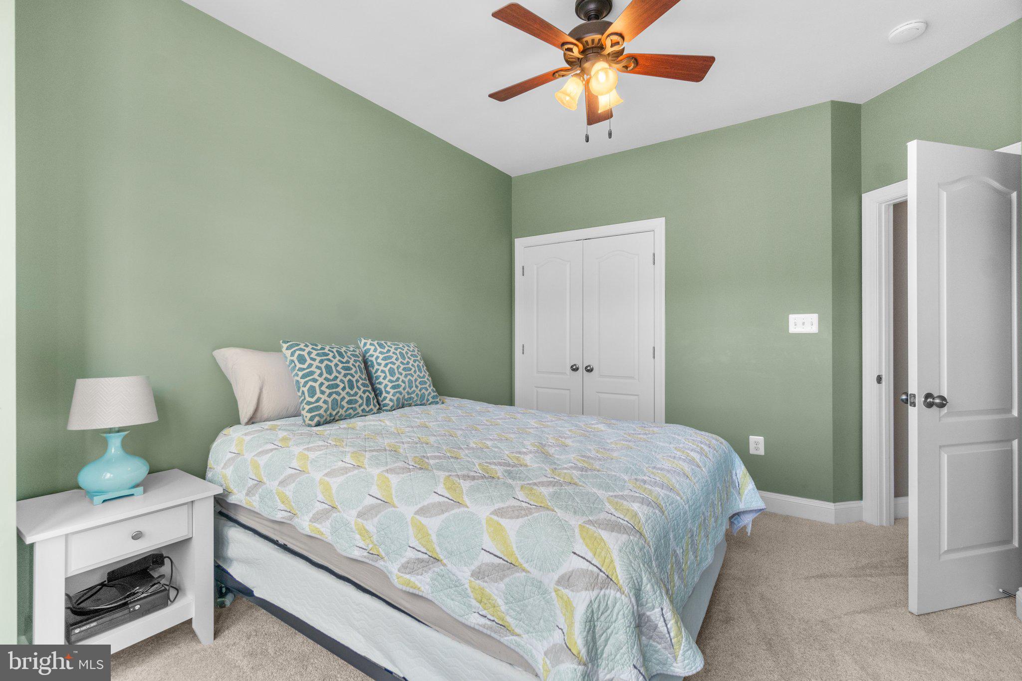 URBANA HIGHLANDS - Residential