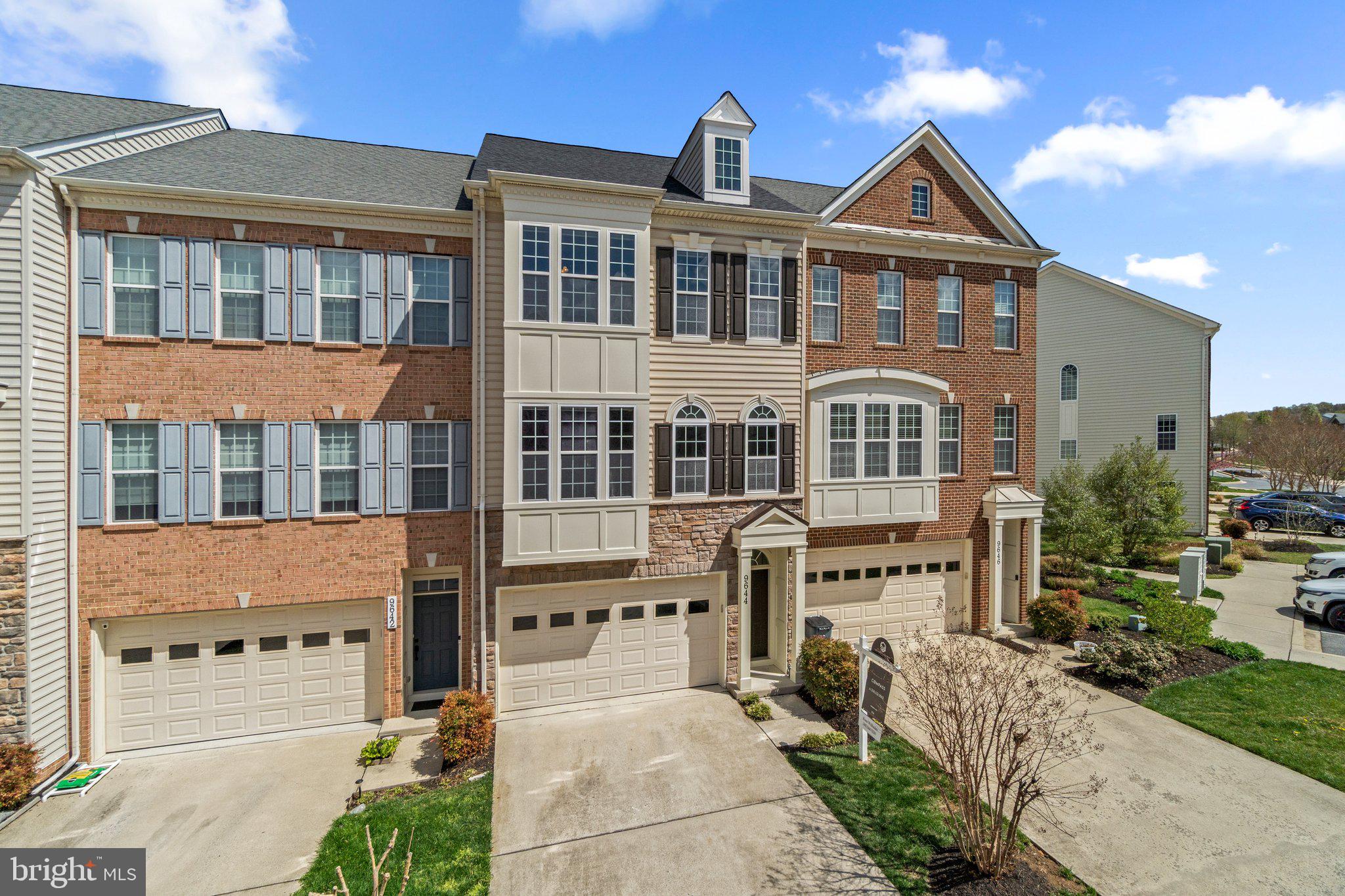 URBANA HIGHLANDS - Residential