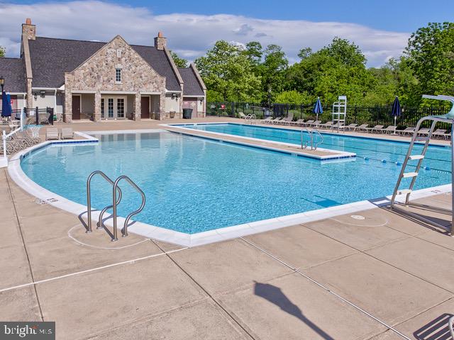 URBANA HIGHLANDS - Residential