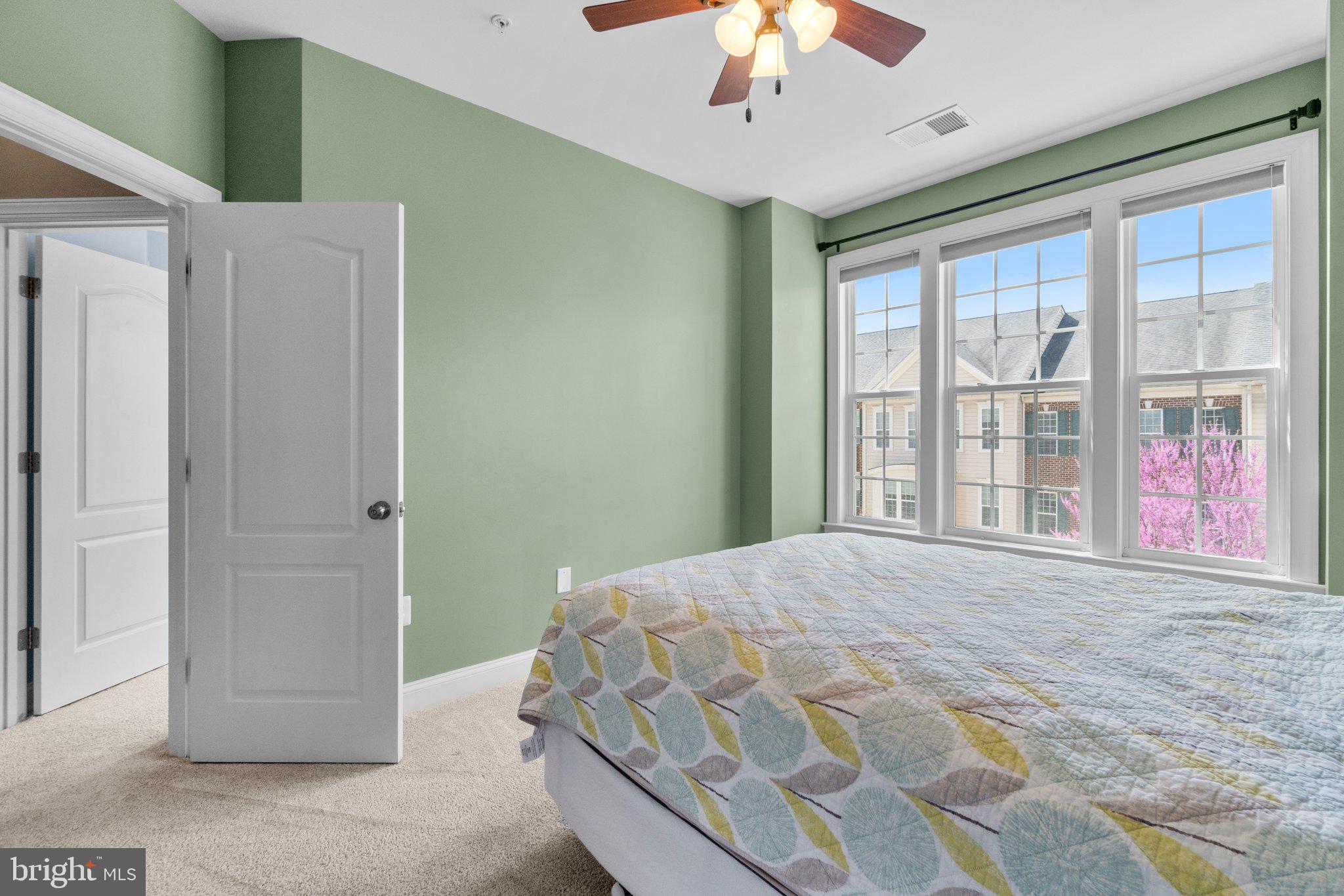 URBANA HIGHLANDS - Residential