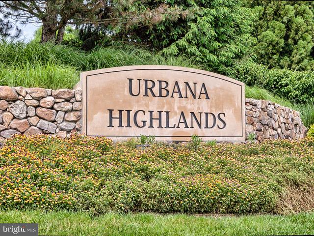 URBANA HIGHLANDS - Residential