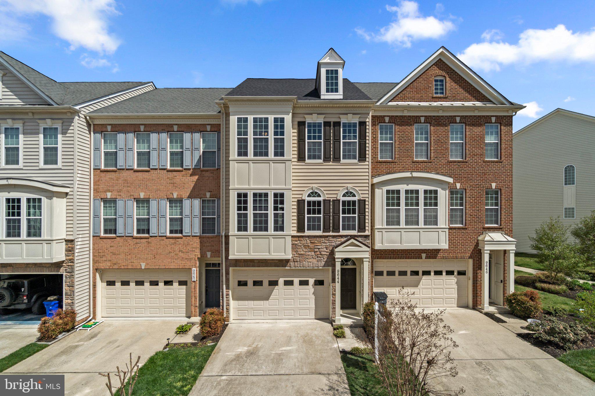 URBANA HIGHLANDS - Residential