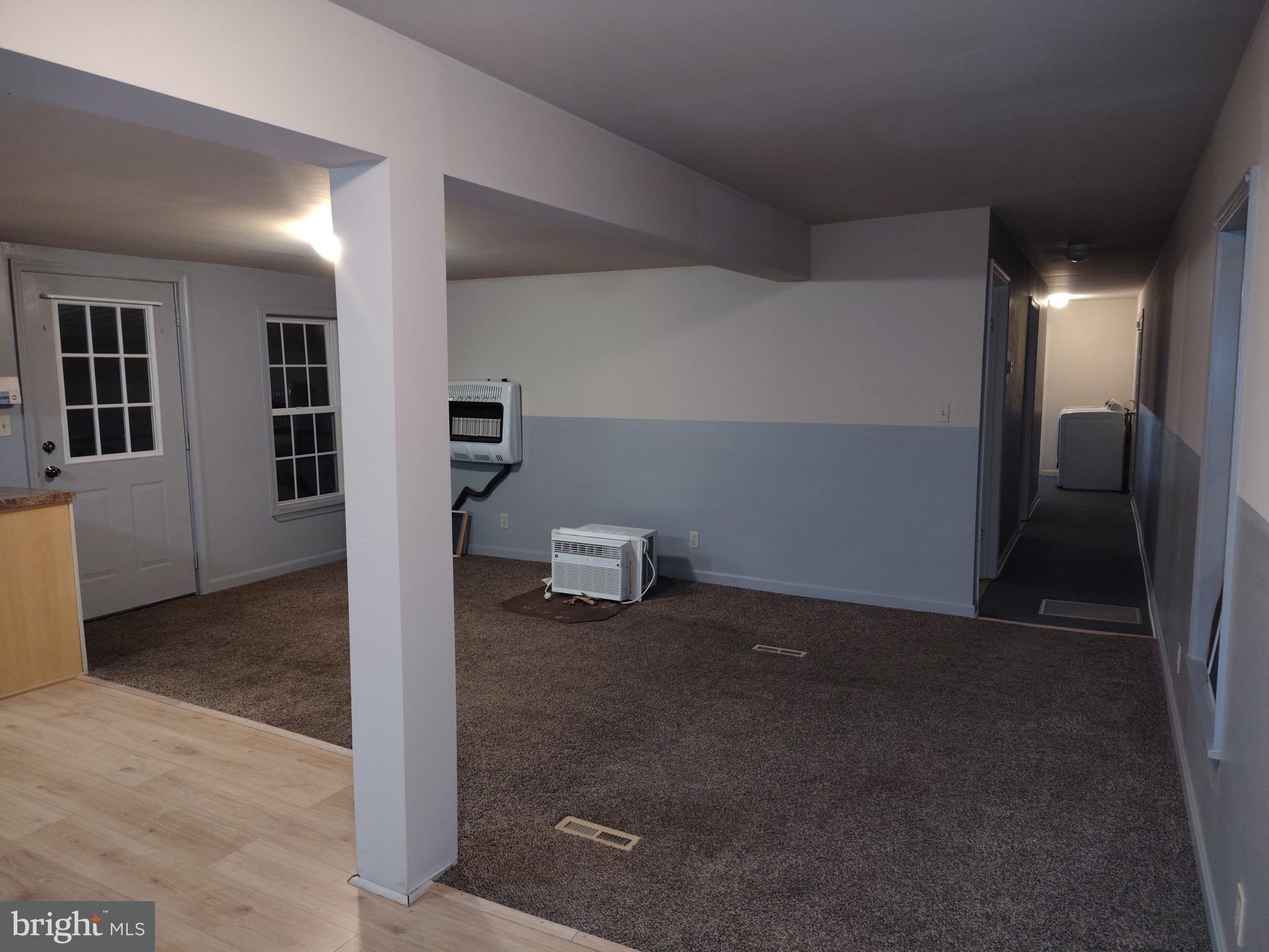 883 E MAIN STREET 23