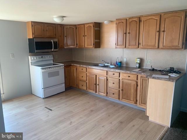 883 E MAIN STREET 23