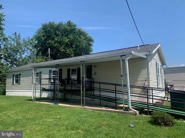 883 E MAIN STREET 23