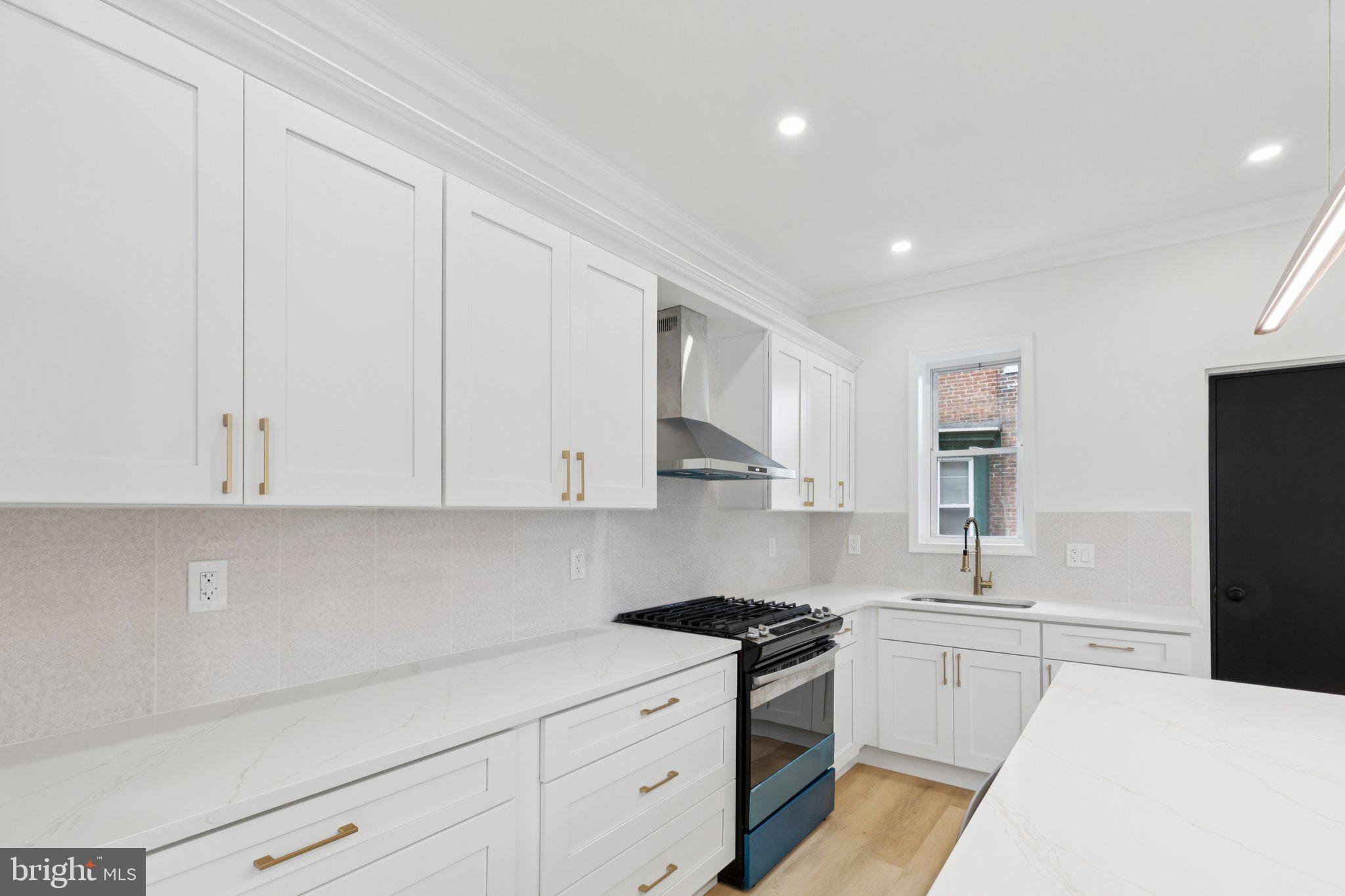 GERMANTOWN - Residential