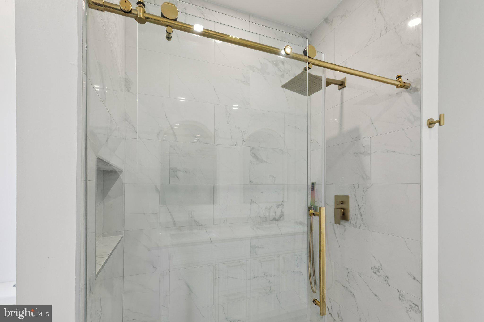 GERMANTOWN - Residential