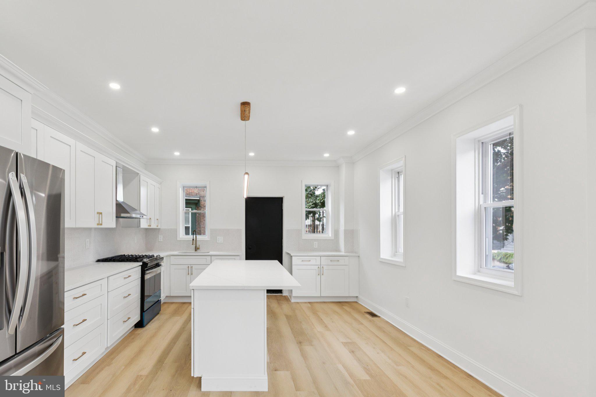 GERMANTOWN - Residential