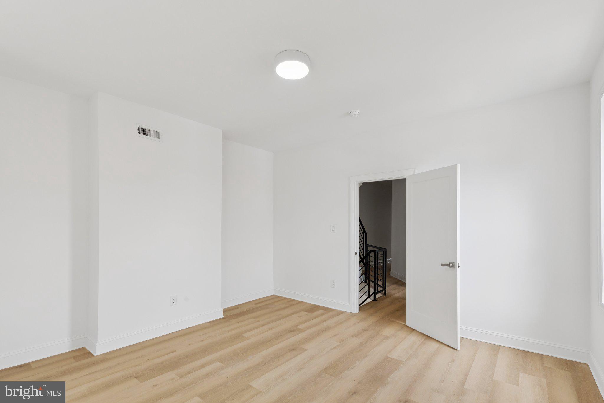 GERMANTOWN - Residential