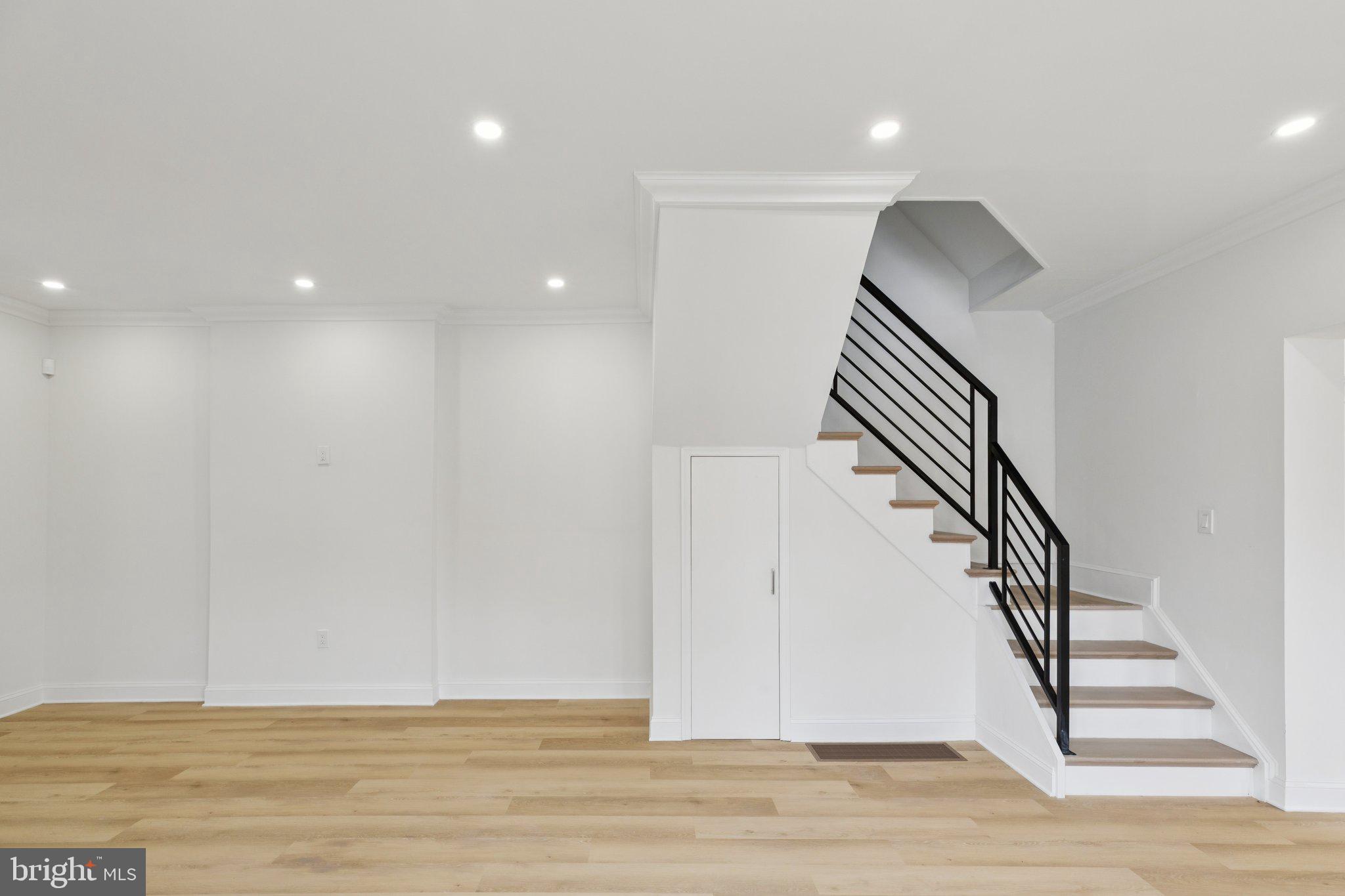 GERMANTOWN - Residential