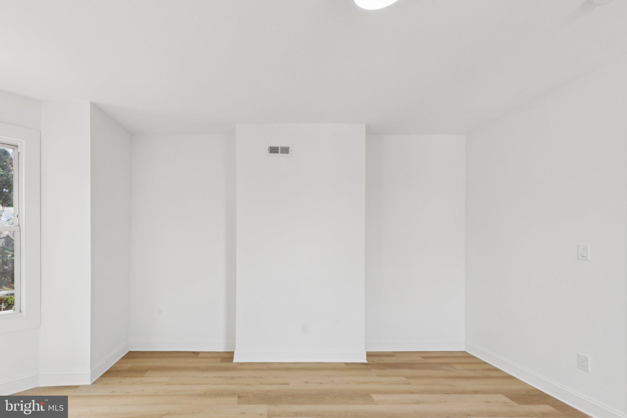 GERMANTOWN - Residential