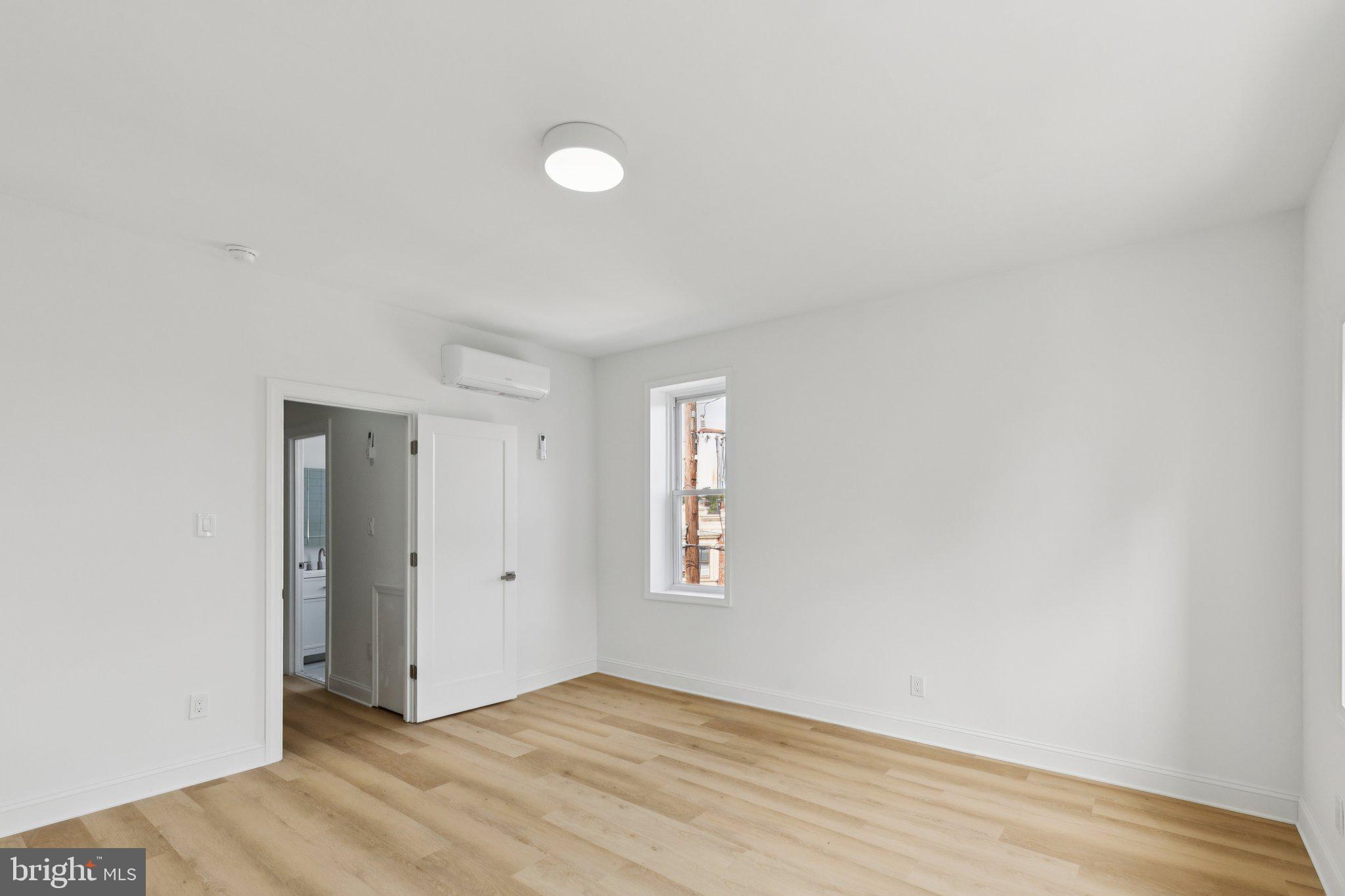 GERMANTOWN - Residential