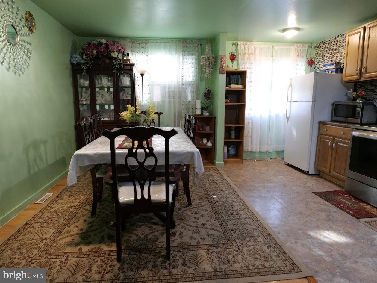 WEDGEWOOD - Residential