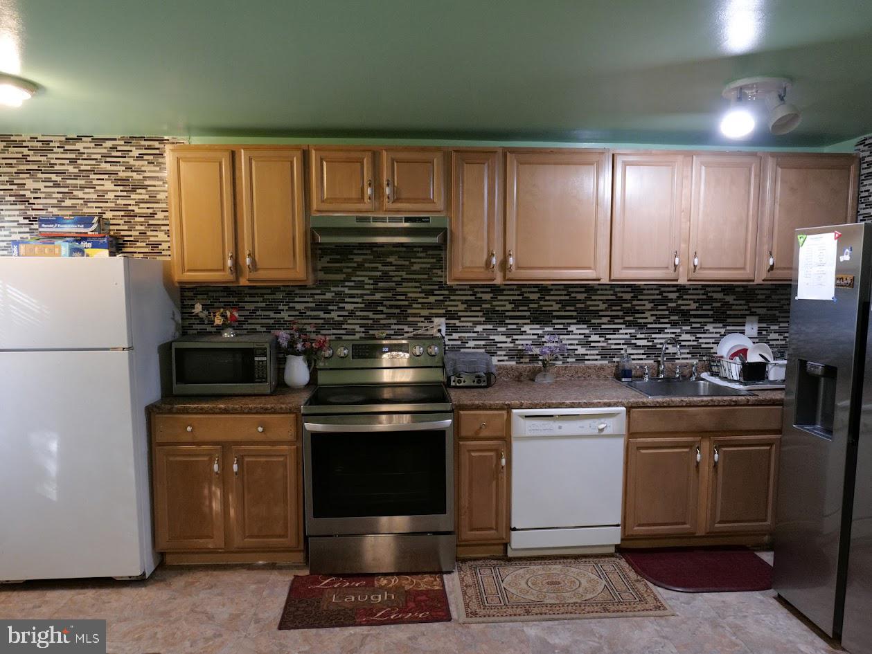 WEDGEWOOD - Residential