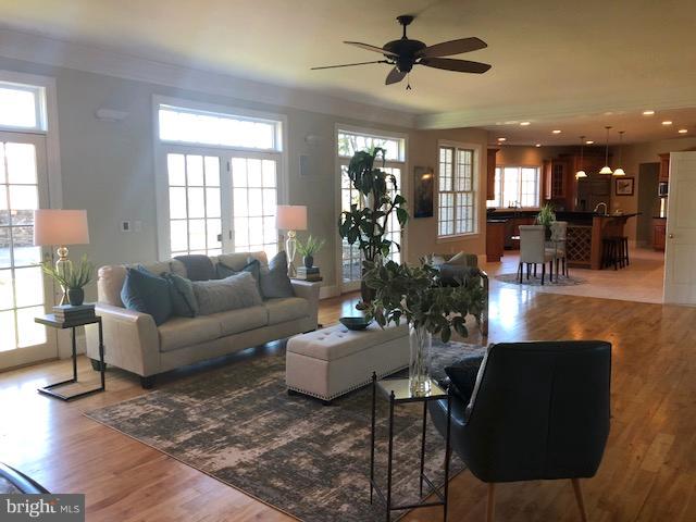 LUTHERVILLE - Residential