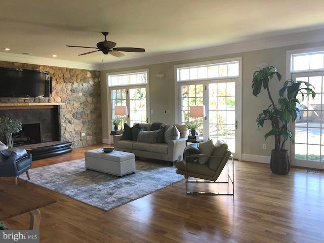 LUTHERVILLE - Residential