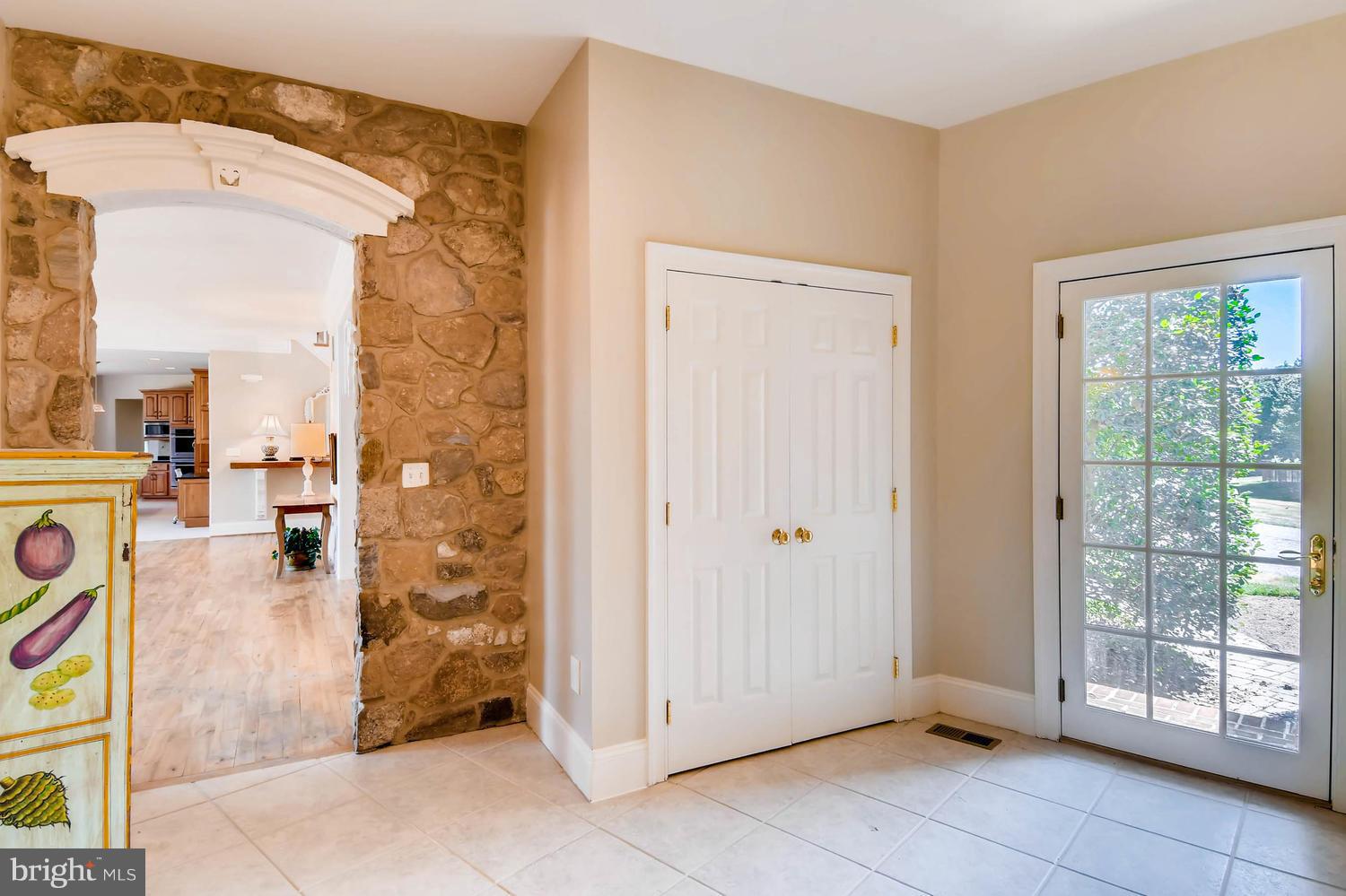LUTHERVILLE - Residential
